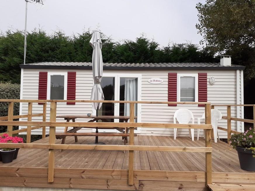 Les Mobile De Kerroyal Campsite
